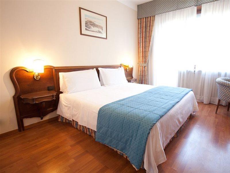 Hotel Tourist Turin Ngoại thất bức ảnh